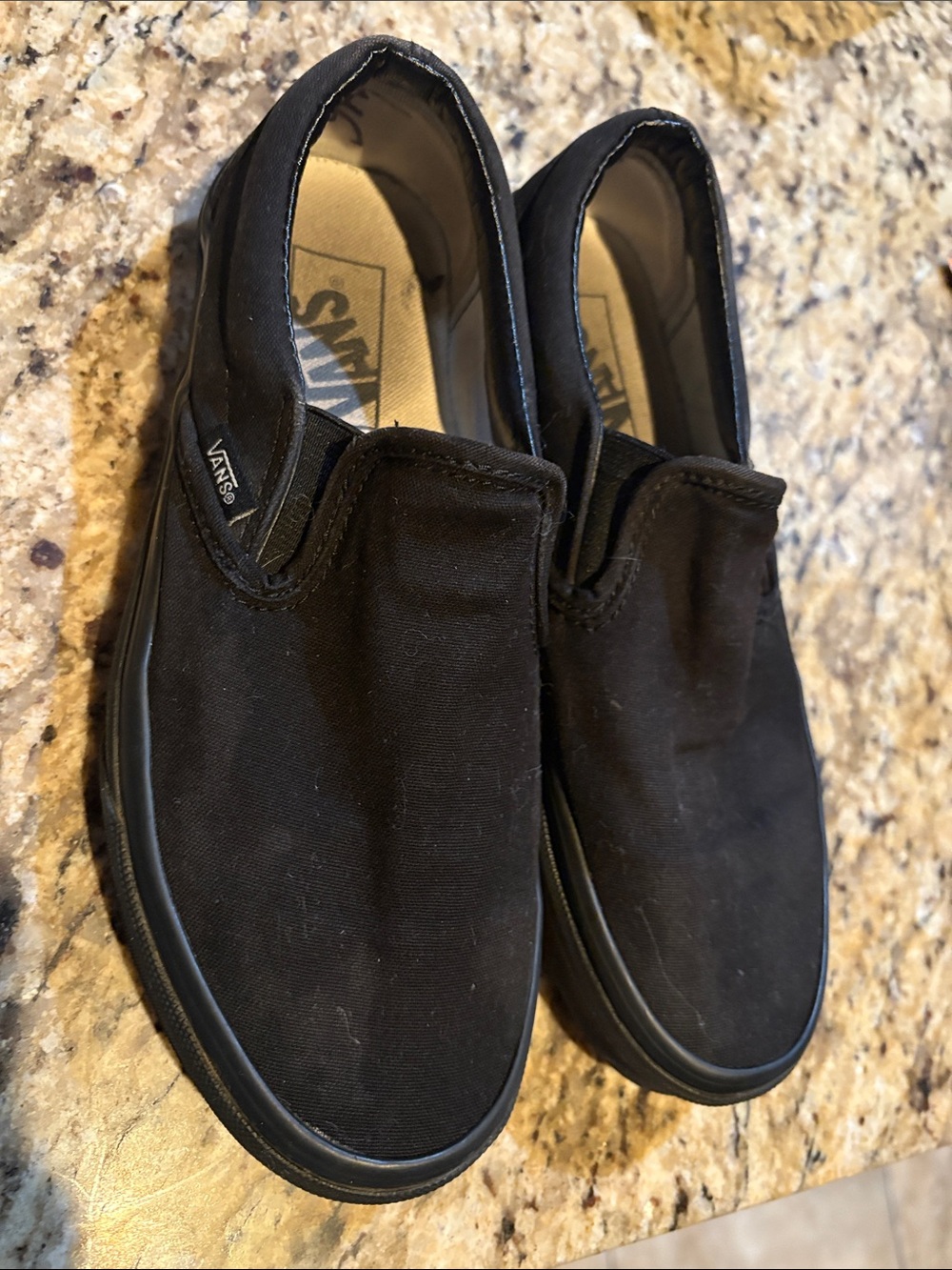Vans Men's size 5.5 Slip-On Loafers in Black